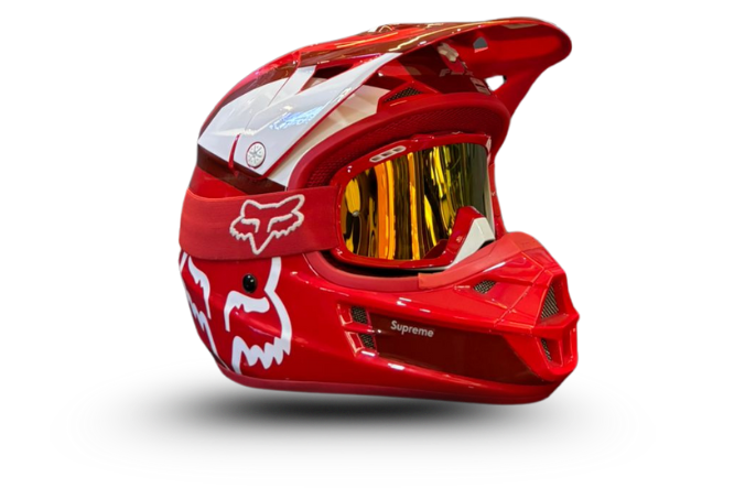 red-helmet